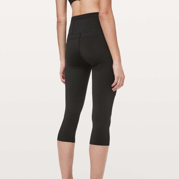 Lululemon Grey Fast Free Crop Reflective Leggings with Pockets Size 4 - Picture 2 of 10